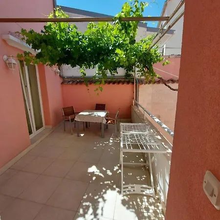 Tutini Dvori Apartment Primosten Exterior photo