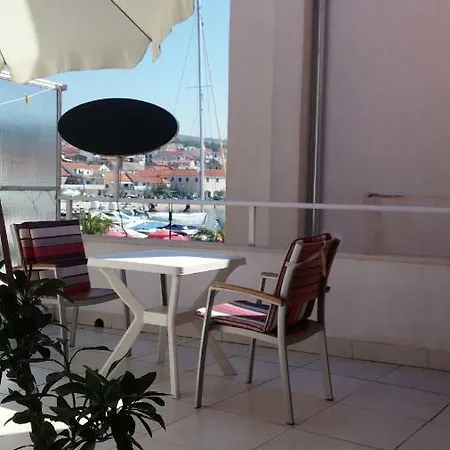 Tutini Dvori Apartment Primosten Exterior photo